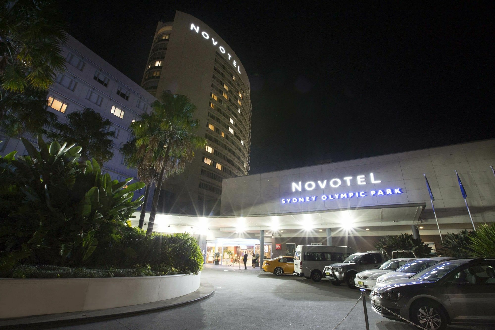 ホテル ノボテル シドニー オリンピック パーク エクステリア 写真